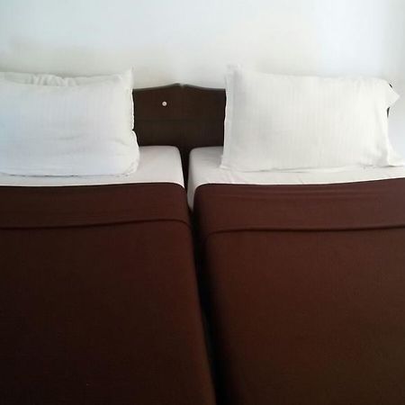 Ashiana Apartment Мумбай Стая снимка