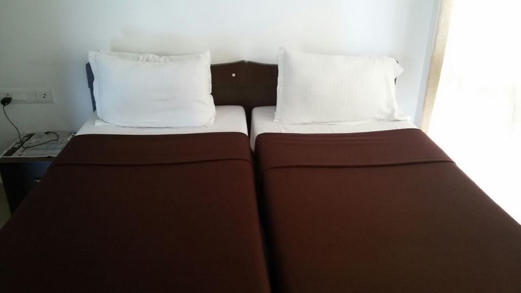 Ashiana Apartment Мумбай Стая снимка